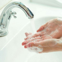 Làm thế nào để phòng ngừa bệnh lỵ trực khuẩn sau mưa lũ?