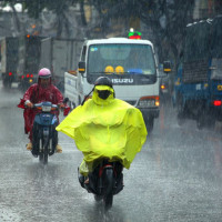 Thời tiết ngày 25/7/2025: Bắc Bộ và Nam Bộ cục bộ có mưa lớn