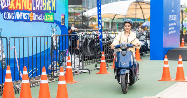 Lý do khách Việt chọn đổi xe xăng lấy xe điện tại “VinFast Xanh Fest Icon”