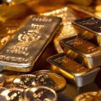 Giá vàng ngày 4/8/2025: Vàng sẽ tăng lên mức 3.400 USD/ounce do áp lực thuế?