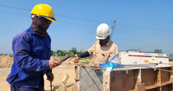 Cách phòng tránh sốc nhiệt tại nơi làm việc