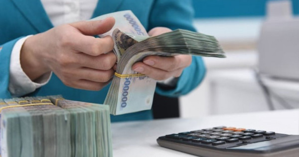 Yêu cầu các ngân hàng ổn định lãi suất tiền gửi, giảm lãi suất cho vay