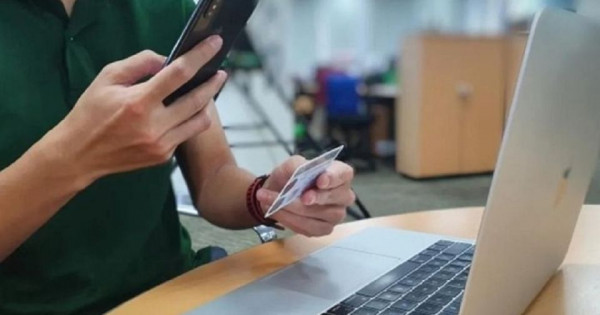 Cảnh giác với thủ đoạn lừa đảo mới ''giả mạo ngân hàng đổi điểm thưởng''