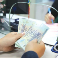 Ngân hàng tìm cách giảm lãi suất cho vay