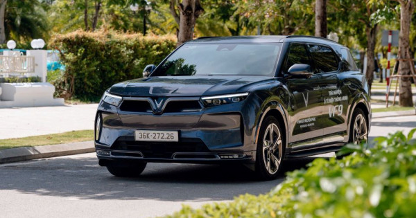 Giới doanh nhân nói gì về mẫu “xe chủ tịch” VF 9?