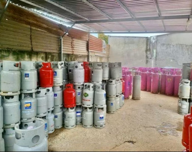 TP Hồ Chí Minh: Triệt phá đường dây sang chiết, làm giả 1.000 tấn gas