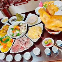 Văn khấn gia tiên và thần linh mùng 1 tháng 7 âm lịch chuẩn nhất