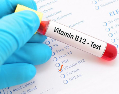 Ai dễ bị thiếu hụt vitamin B12?