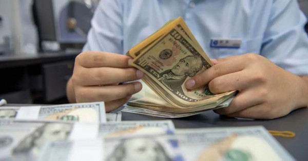 Giá ngoại tệ ngày 27/8/2025: USD đảo chiều giảm