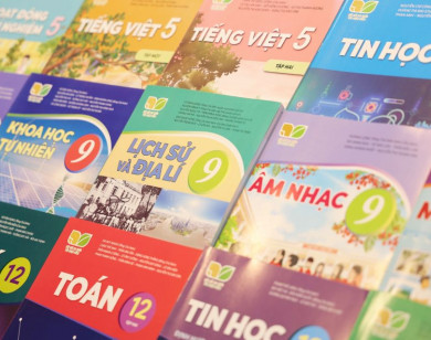 Phụ huynh cần lưu ý điều gì để tránh mua phải sách giáo khoa giả?