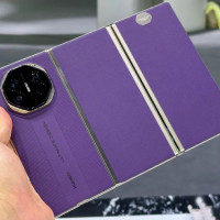Huawei trình làng điện thoại gập ba Mate XT Ultimate Design