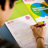 Từ ngày 12/10, Bộ GD&ĐT phân quyền cấp phép thi chứng chỉ ngoại ngữ cho địa phương