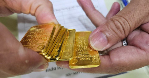Giá vàng ngày 8/9/2025: SJC neo ở mốc cao