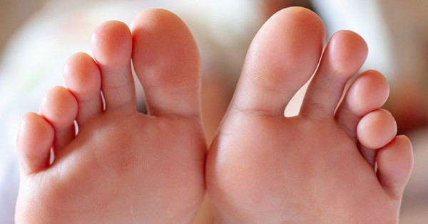 Những dấu hiệu ở chân cảnh báo bệnh tiềm ẩn