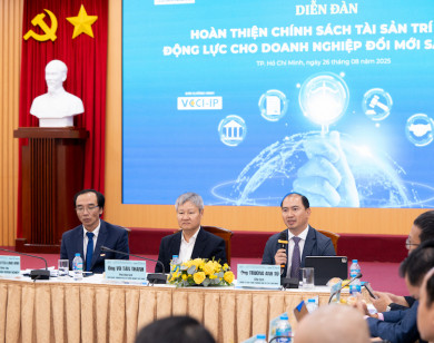 AI có mặt trên sàn chứng khoán thế giới, nhưng vắng tên trong luật Việt Nam