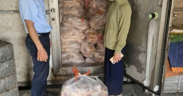 Hà Nội: Thu giữ 3,5 tấn xương bò không rõ nguồn gốc