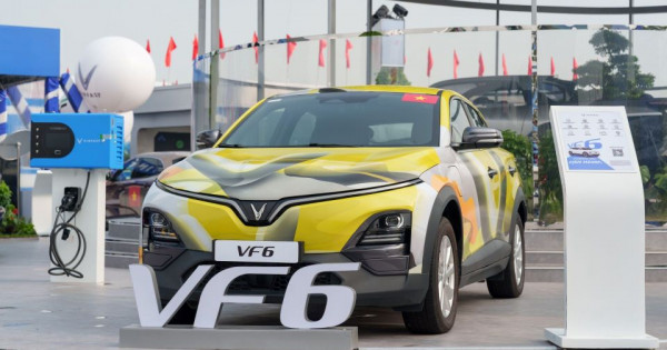 Chủ xe tiết lộ lý do chọn VinFast VF 6: Lái xe điện cả tháng, chi phí chưa bằng đổ xăng một tuần