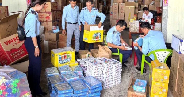 Siết quản lý, tăng nặng mức xử phạt hàng giả