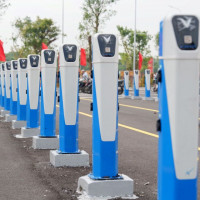 Trạm sạc muôn nơi, sạc xe máy điện tiện như đổ xăng