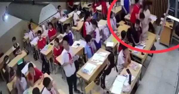Vụ sinh bạo lực cô giáo: Lộ khoảng trống trong giáo dục