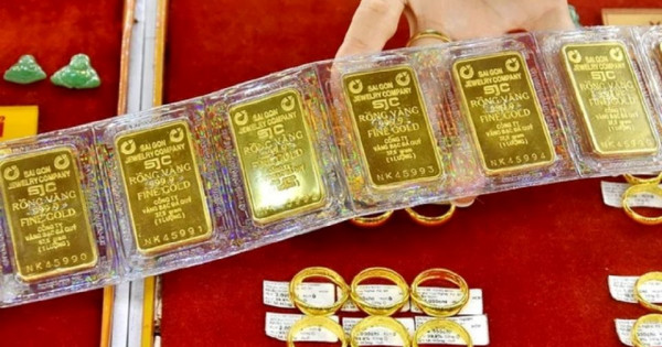 Giá vàng ngày 30/9/2025: Vàng trong nước và thế giới cùng tăng mạnh