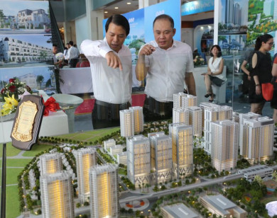 Tăng lãi suất tiền gửi ngân hàng: Những nguy cơ cho thị trường bất động sản