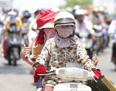 Thời tiết ngày 3/10/2025: Bắc Bộ ngày nắng, Nam Bộ có mưa rào và dông