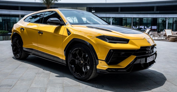 Lamborghini Urus triệu hồi tại Việt Nam do nguy cơ bật nắp ca-pô ở tốc độ cao