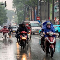 Thời tiết ngày 5/10/2025: Bắc Bộ ngày nắng, Nam Bộ cục bộ có mưa lớn