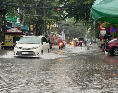 Hà Nội yêu cầu trường học chủ động ứng phó mưa lớn, bảo đảm an toàn cho học sinh