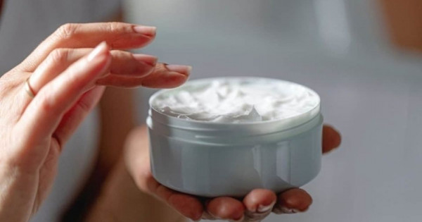 Thu hồi 3 sản phẩm mỹ phẩm của Công ty cổ phần Vinamake