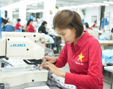 Doanh nghiệp trước áp lực tăng lương tối thiểu vùng