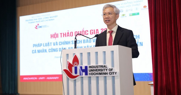 Pháp luật phải lấy con người làm trung tâm, là "tấm khiên" bảo vệ mọi tiến bộ xã hội!