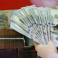 Giá ngoại tệ ngày 10/10/2025: USD bật tăng mạnh