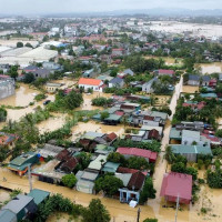 Người dân cần làm gì để bảo vệ sức khỏe khi sống trong vùng ngập lụt?