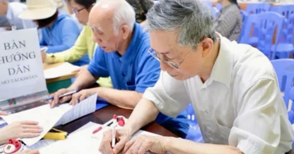 Bộ Nội vụ đề xuất người lao động ở nhiều vùng được nghỉ hưu sớm