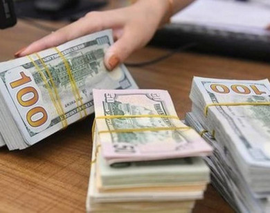 Giá ngoại tệ ngày 14/10/2025: USD bật tăng mạnh