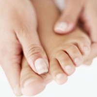 Những dấu hiệu ở chân cảnh báo lưu thông máu kém