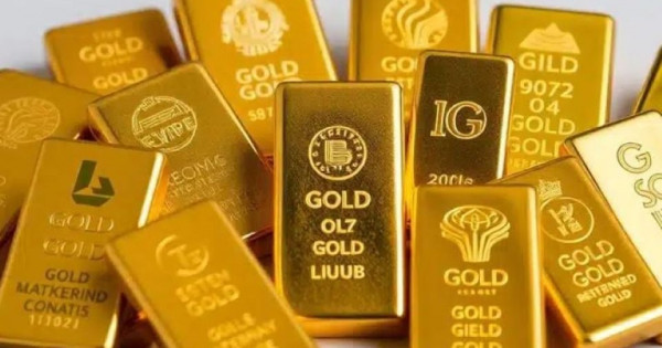 Giá vàng ngày 17/10/2025: Vàng trong nước và thế giới tiếp tục lập kỷ lục mới