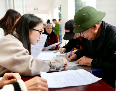 Quy trình chi trả trợ cấp hưu trí xã hội được thực hiện như thế nào?