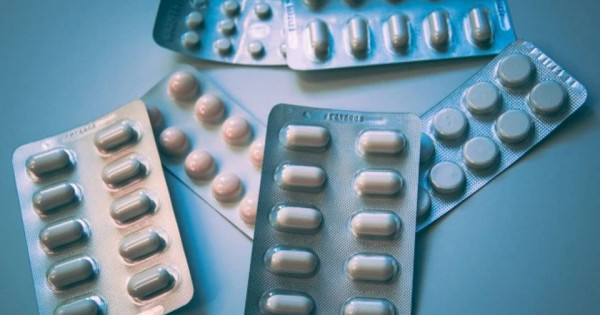 Hà Nội: Thu hồi lô thuốc NEUROTRIVIT do không đạt chất lượng