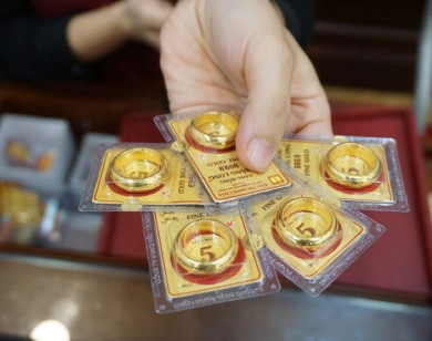 Giá vàng ngày 25/10/2025: Vàng trong nước đồng loạt giảm