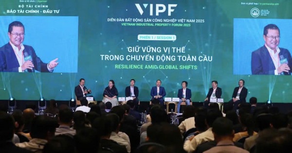 Bất động sản Công nghiệp Việt Nam không còn cạnh tranh giá rẻ, đặt cược vào "xanh" và thông minh