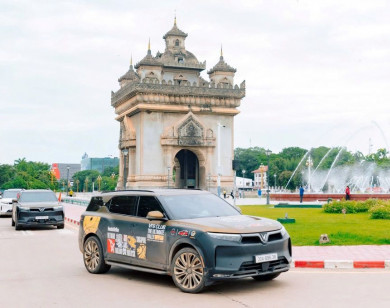 VinFast VF 9 qua chia sẻ của khách Việt: Khỏe như xe động cơ V8, “nuôi” dễ ngang xe hạng A