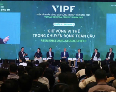Bất động sản Công nghiệp Việt Nam không còn cạnh tranh giá rẻ, đặt cược vào "xanh" và thông minh