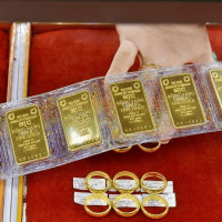 Giá vàng ngày 30/10/2025: Vàng trong nước bật tăng mạnh