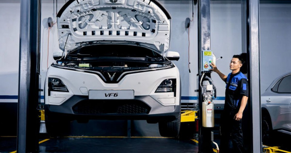 1 năm xưởng dịch vụ tăng gấp 3, VinFast không có đối thủ về hậu mãi tại Việt Nam