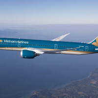 Vietnam Airlines miễn phí vận chuyển hàng hóa cứu trợ đến vùng mưa lũ miền Trung