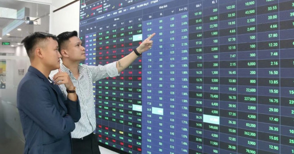 Chứng khoán bất động sản tăng mạnh: tín hiệu vui cho thị trường?