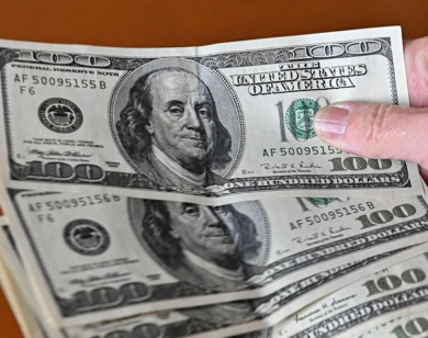 Giá ngoại tệ ngày 2/11/2025: Đồng USD duy trì đà tăng trưởng mạnh mẽ